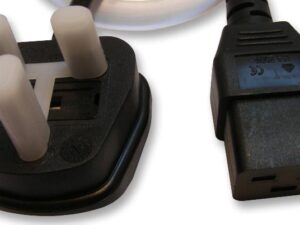 <div class="api-description">The SL-19 + QP026-2 is a 2m black Mains Power Cord with IEC 60320 C19 to UK mains plug connection. It offers 2-pole with earthing contact and standard sheet C19 construction.</div><br><div class="product-description">LEAD